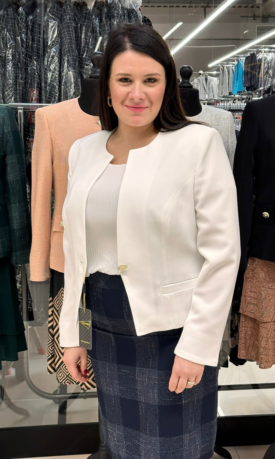 Black chanel jacket - size 42-52