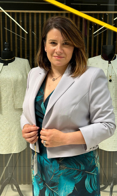 Dark pink chanel jacket - size 42-52