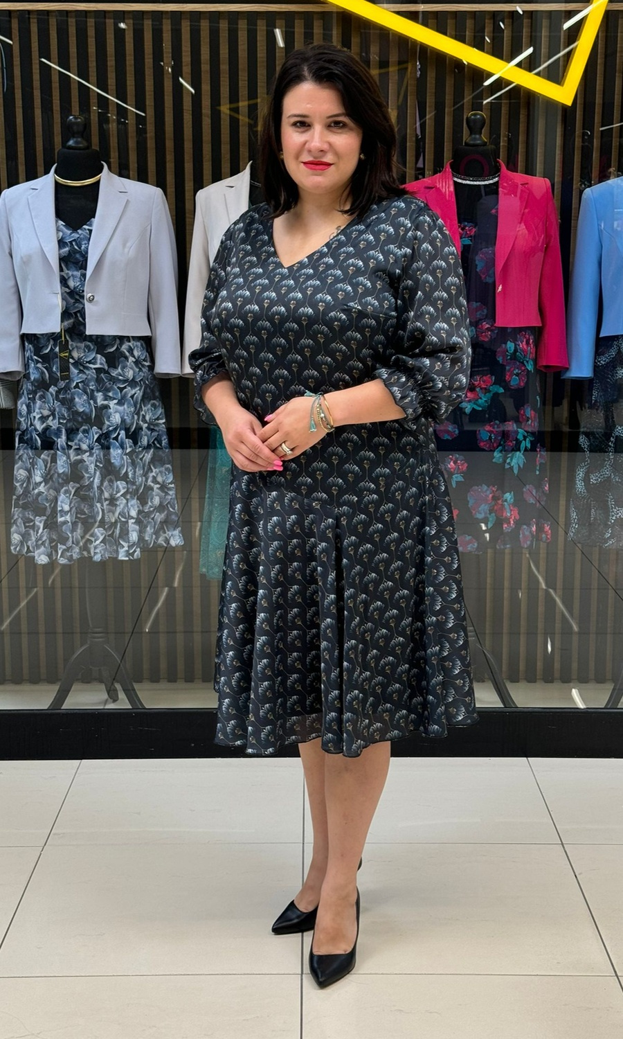 Mesh dress - 42-52 NEW