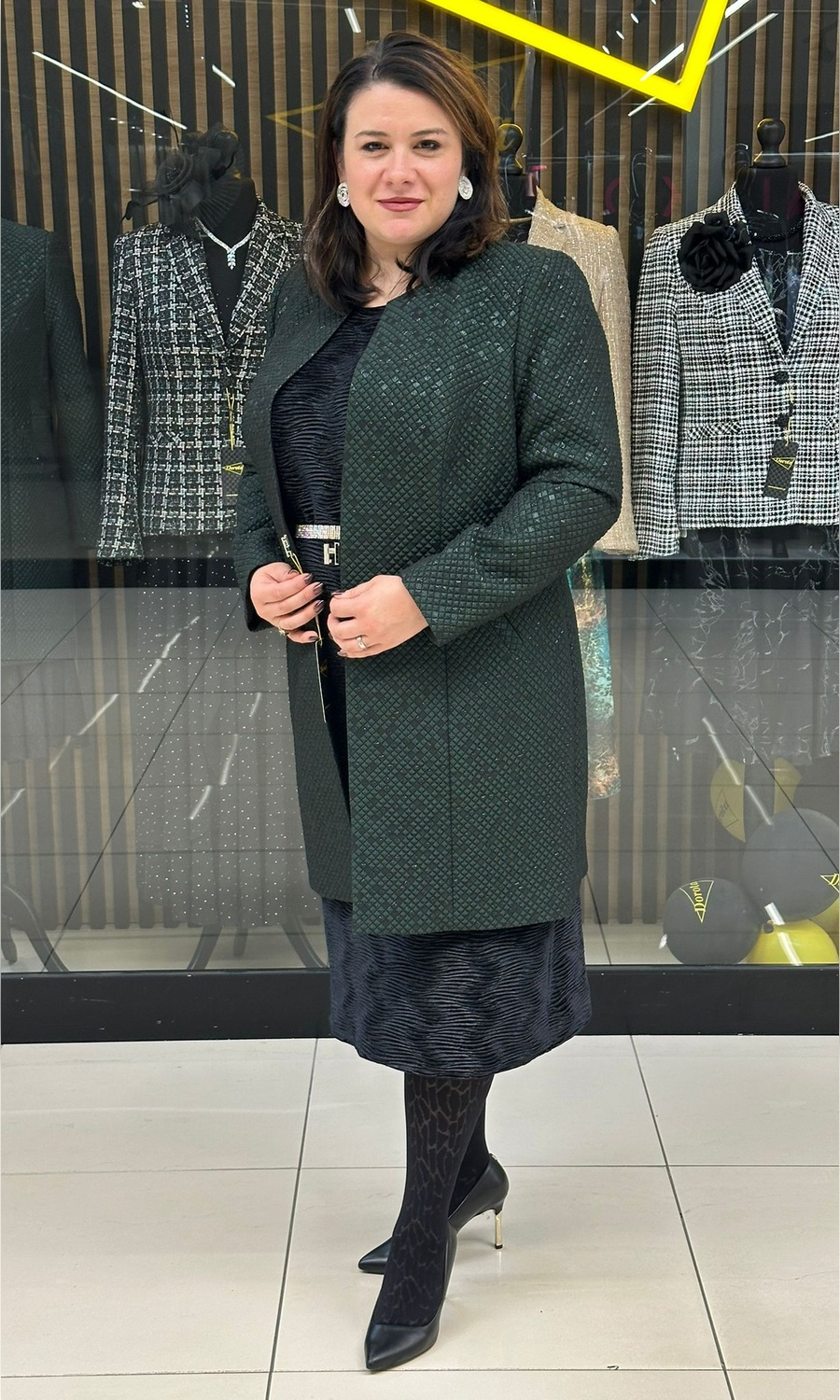 Black - white long jacket chanel 42-50 CUBE