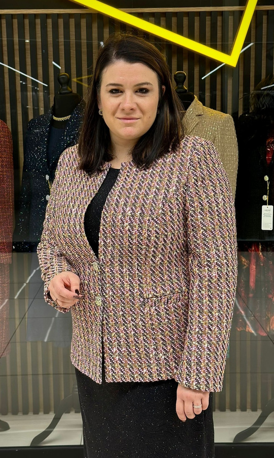 Żakiet boucle puder mix 2 guziki 42-52